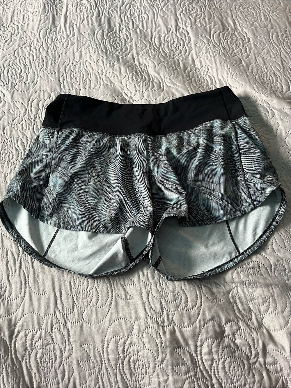 lululemon athletica Black Waistband Teal-Gray Patterned Athletic Shorts